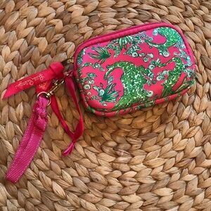 Lilly Pulitzer Camera Case Wristlet Pink Gators